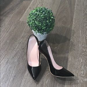 Vegan Patent Leather Pumps!
